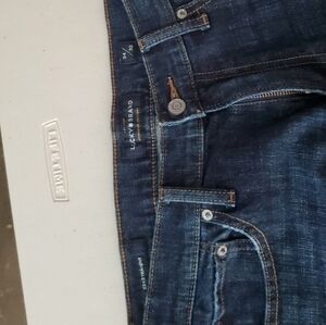 Lucky Brand Slim Blue Jeans with Subtle Fading